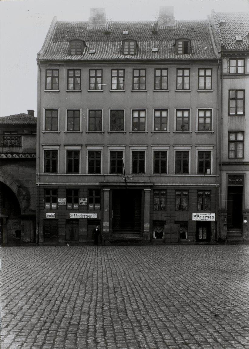 Nytorv 27