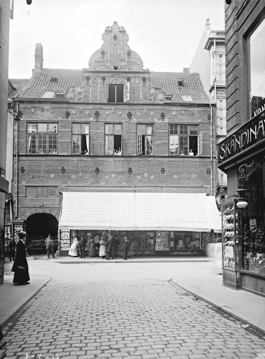 Østergade 54, Efterslægtsselskabets ejendom
