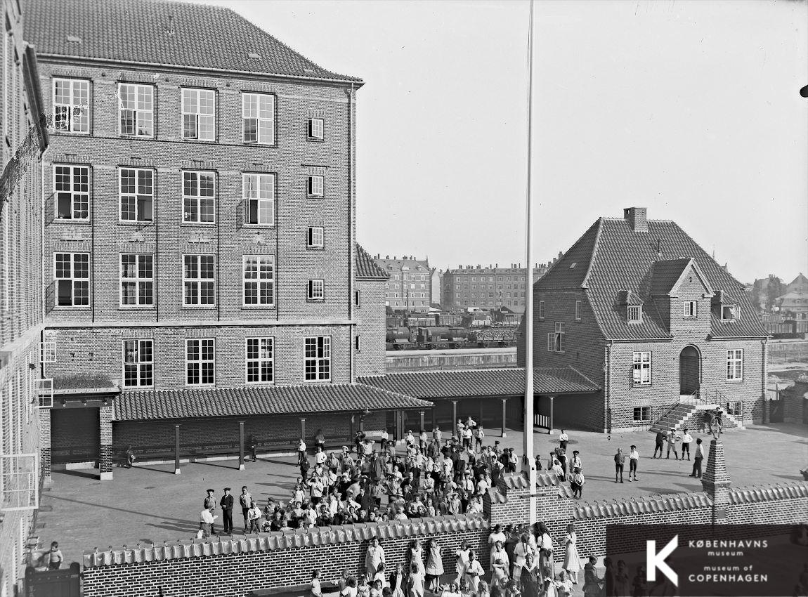 Hillerødgades Skole, legeplads