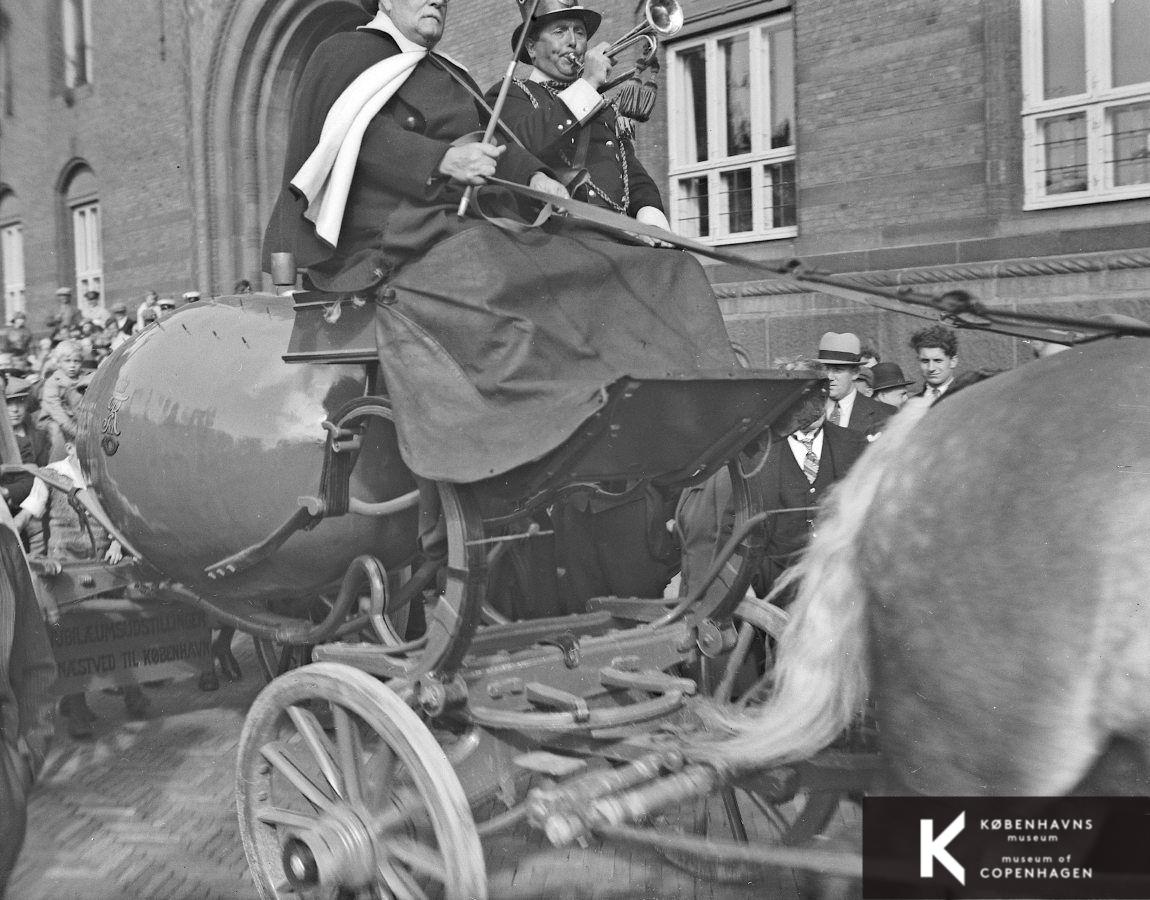 Brev ankommer til Raadhuset med Kuglepost fra Næstved