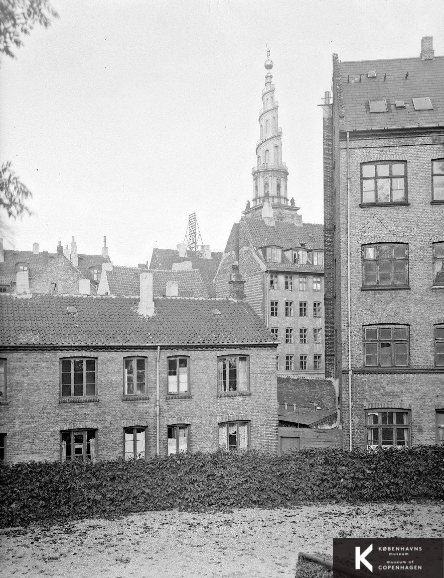 Frelserens Kirke set fra Christianshavn Vold