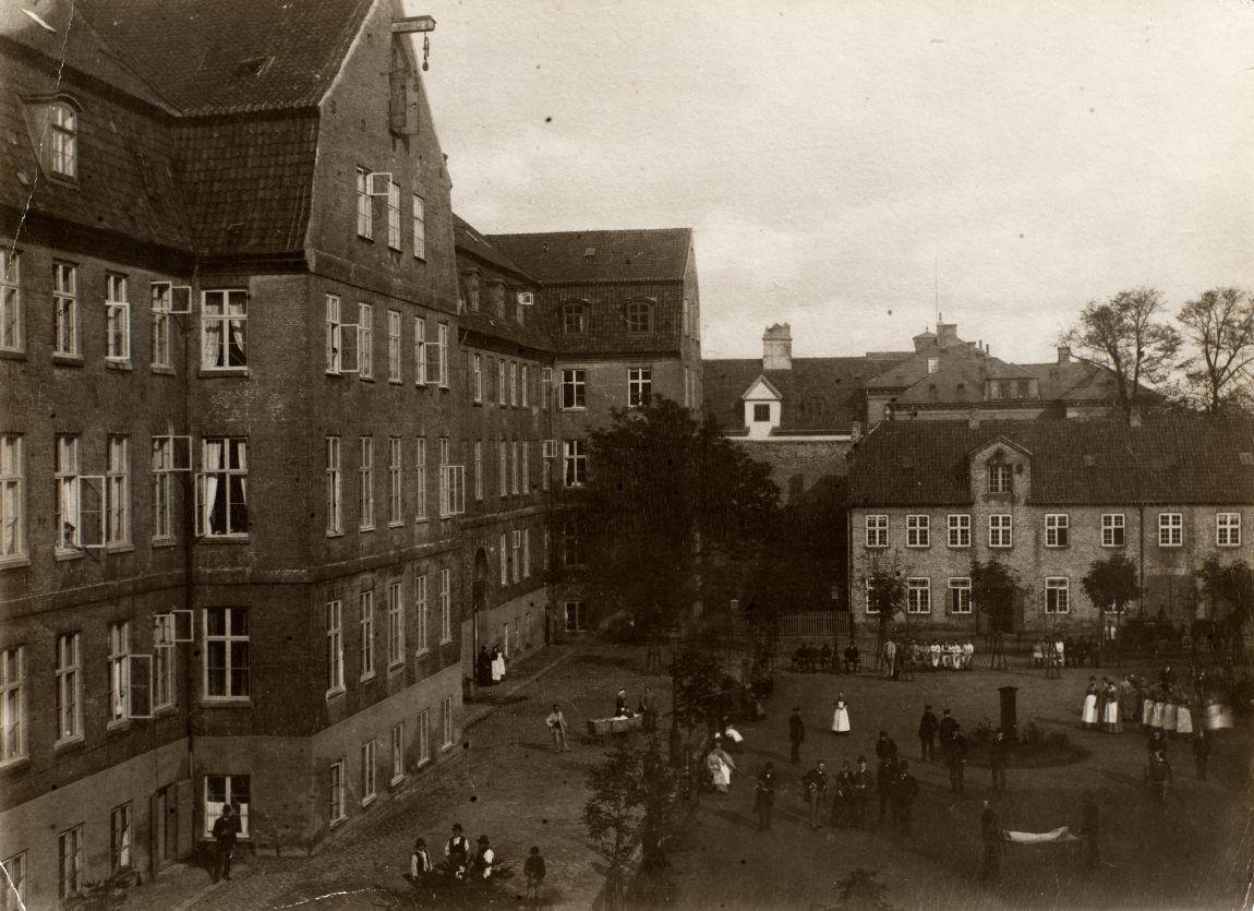 Almindelig Hospital, Amaliegade 26