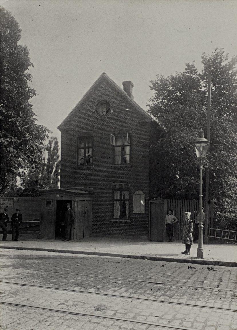 Amagerbrogade 101, Bomhuset