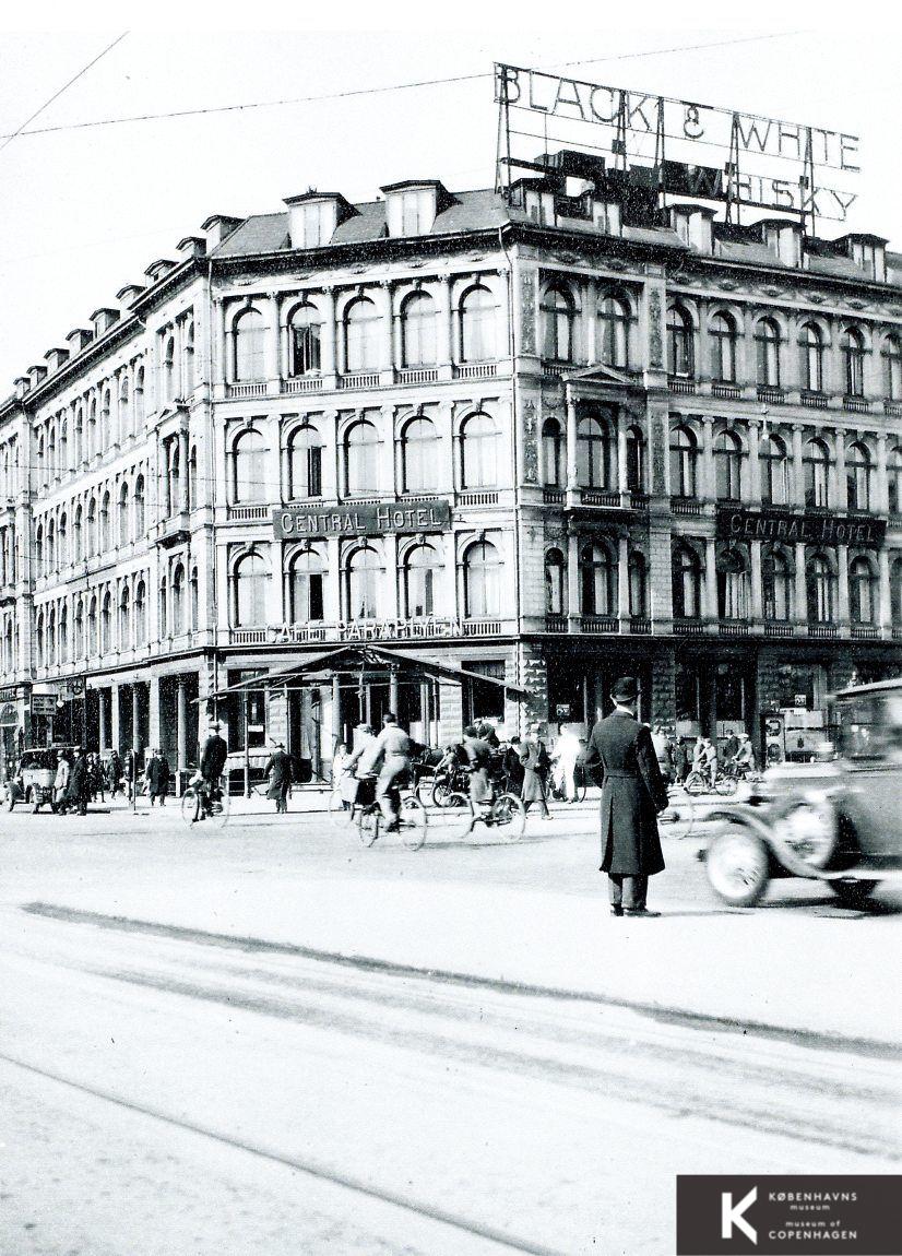 Raadhuspladsen 16