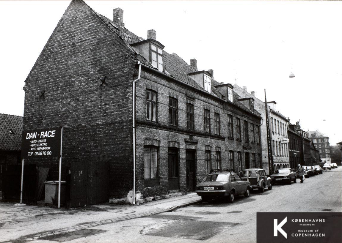 Kirkegårdsvej 9-11