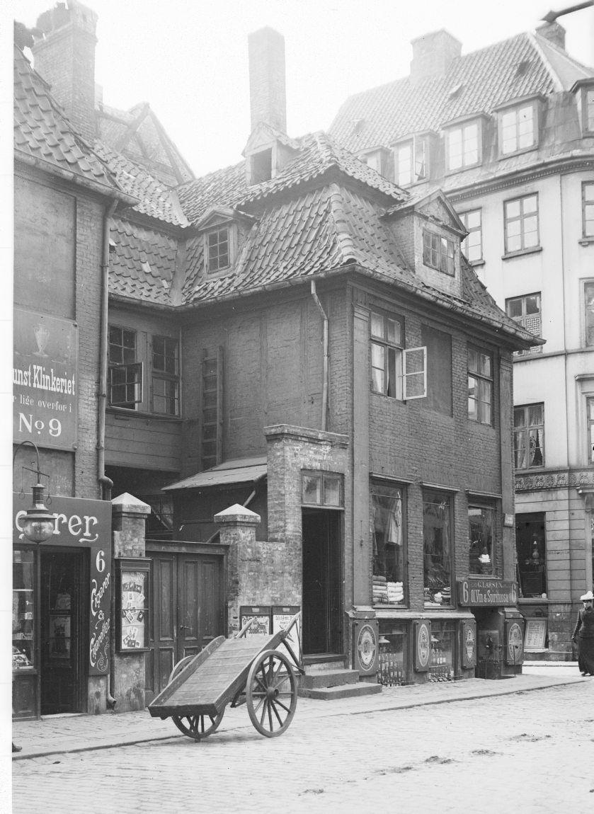 Store Regnegade 6. "Norske Selskabs Hus".