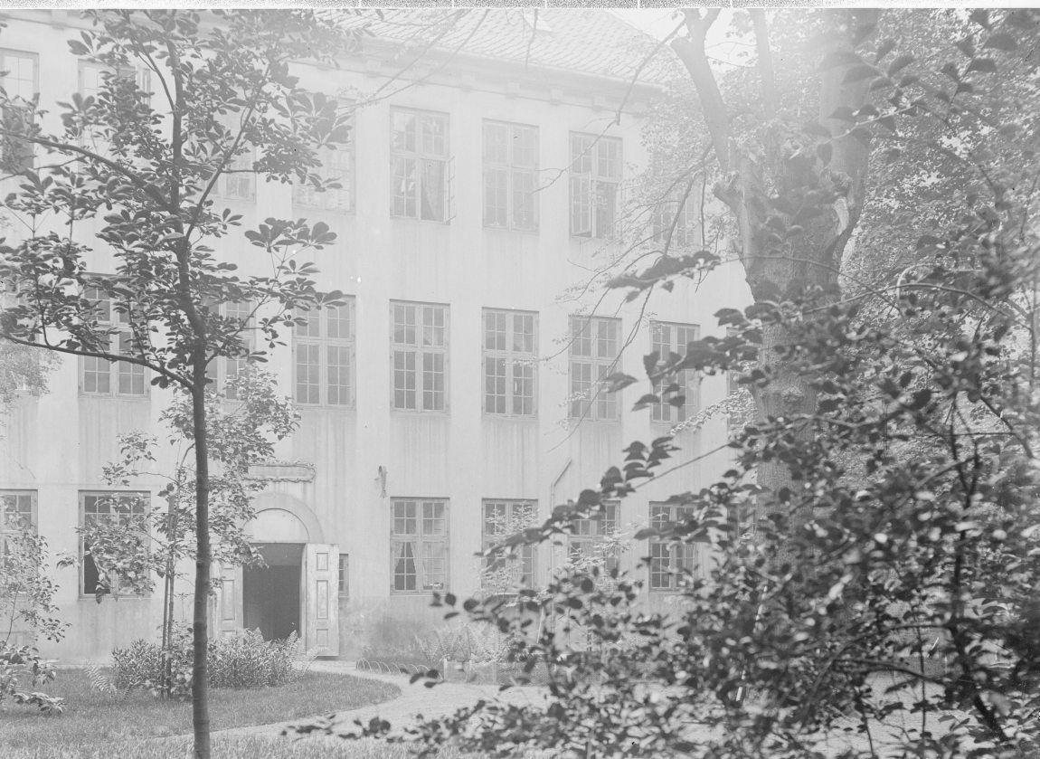 Store Kannikestræde. Borchs Kollegium I