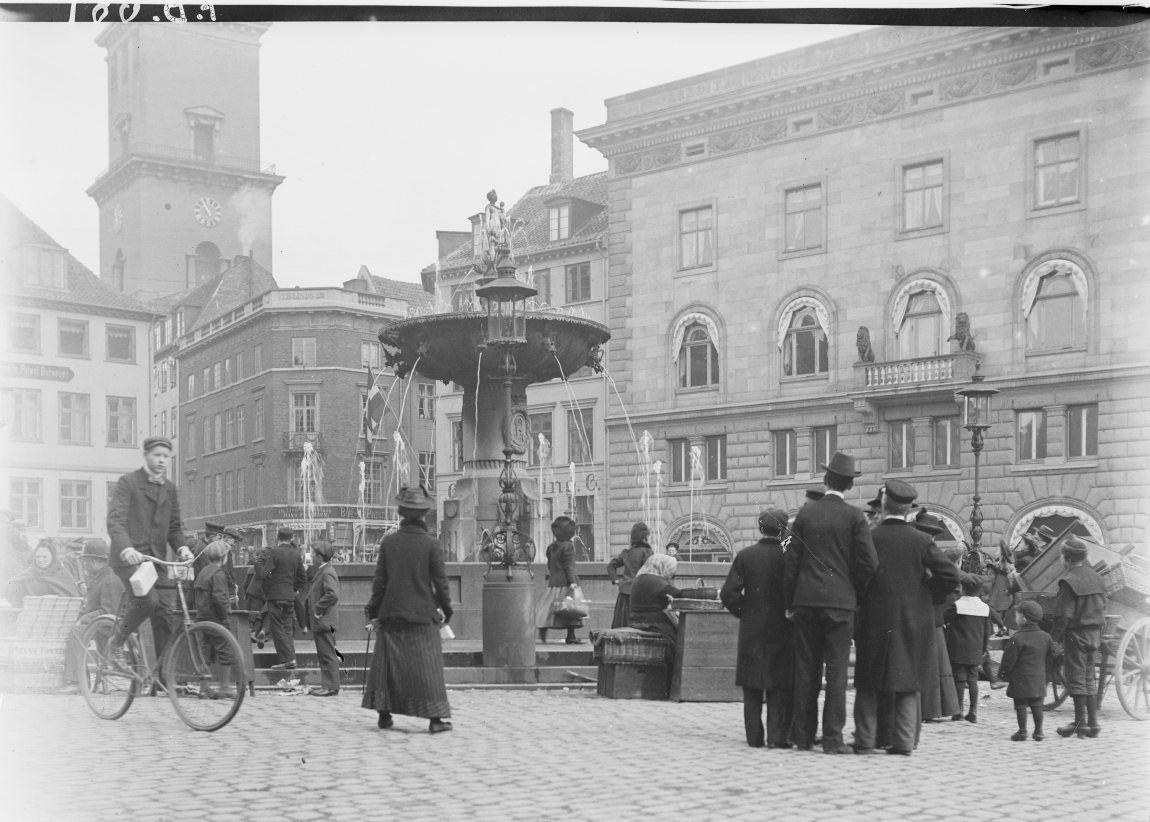 Caritas springvandet. Gammeltorv