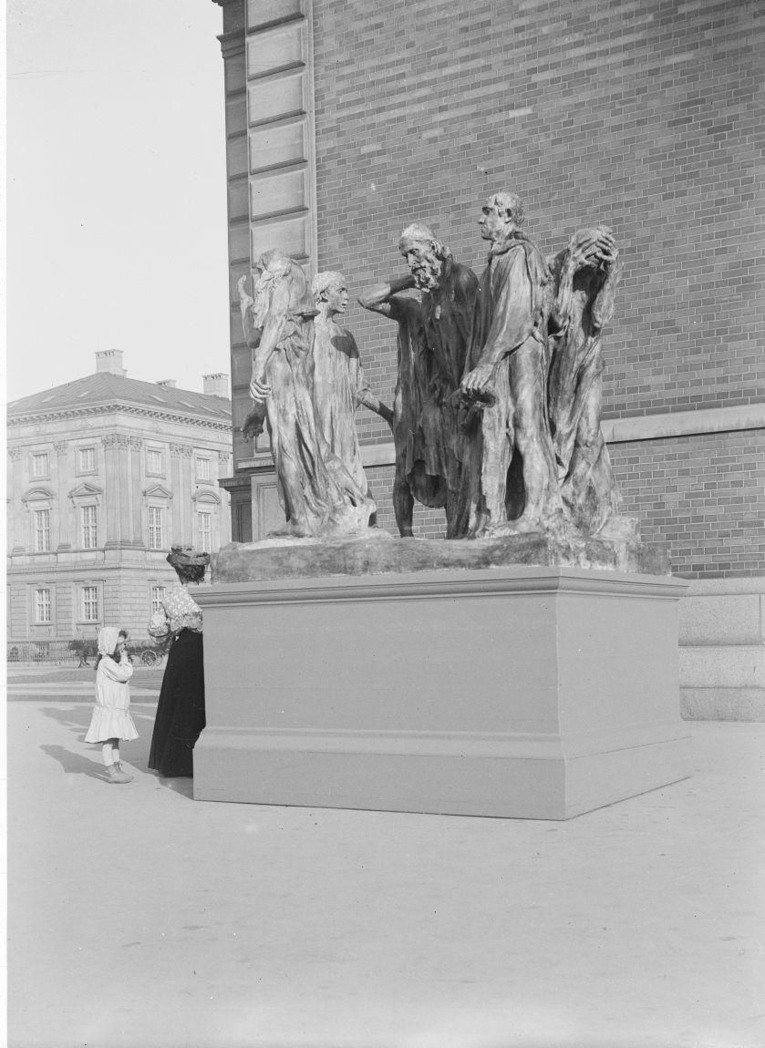 H.C.Andersens Boulevard. Glyptoteket. Rodin: Borgerne fra Calais