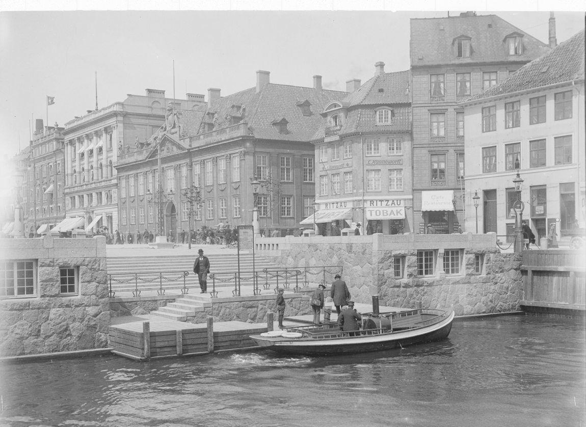 Nyhavn. Anlægsbroen ved Kongens Nytorv.