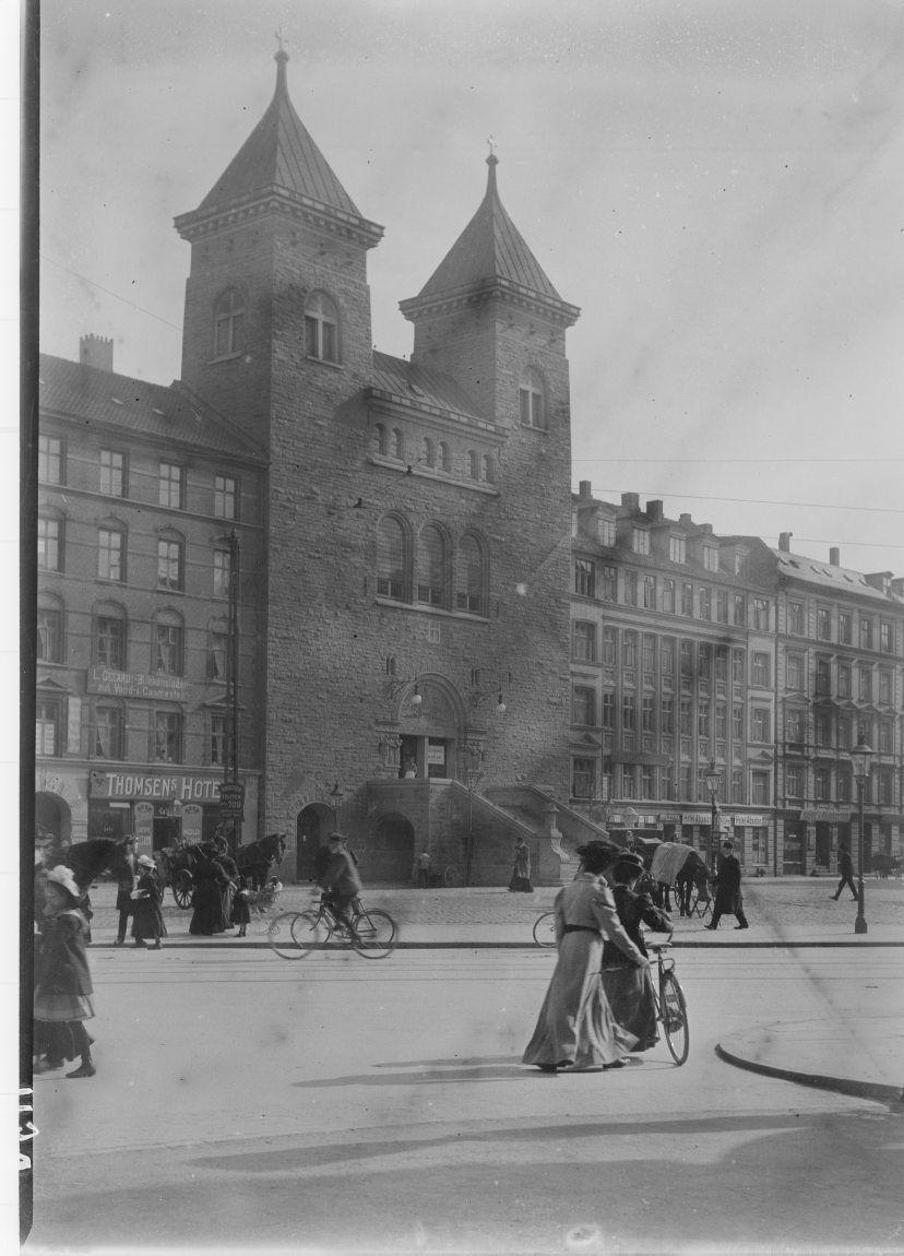 Vesterbro Torv. Eliaskirken