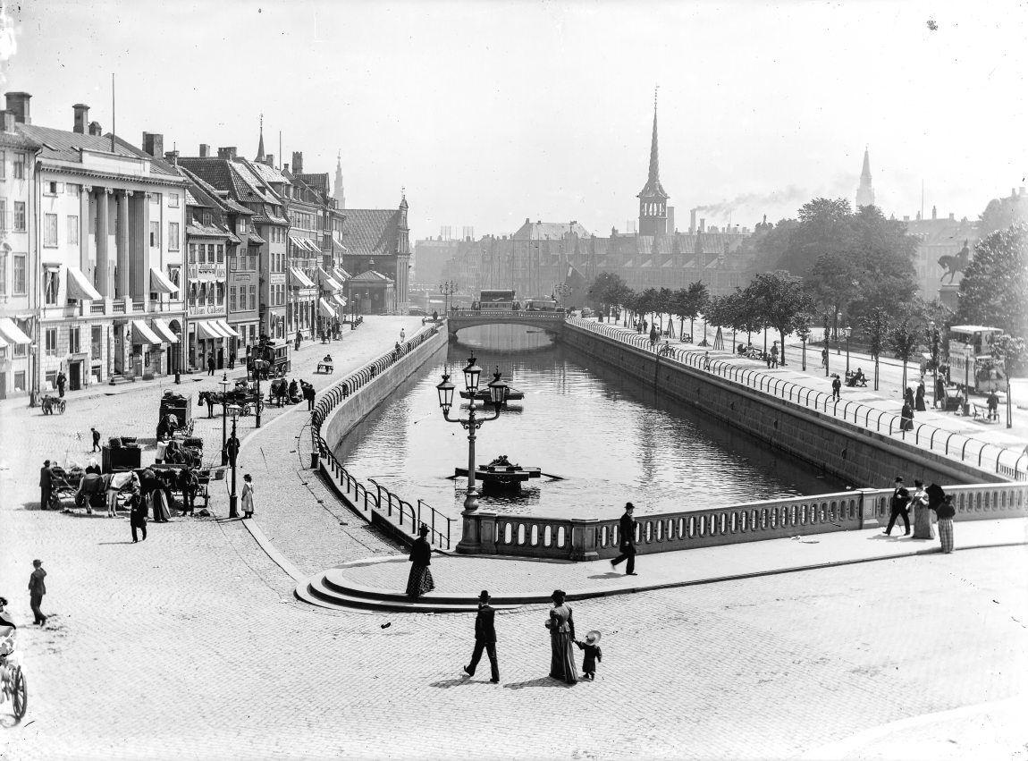 Højbro, Ved Stranden.