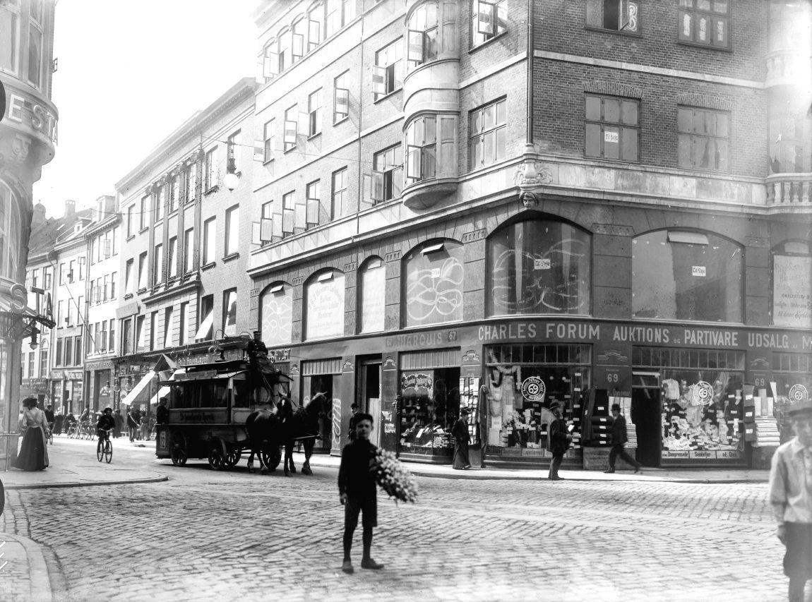Kjøbmagergade 69, Charles Forum
