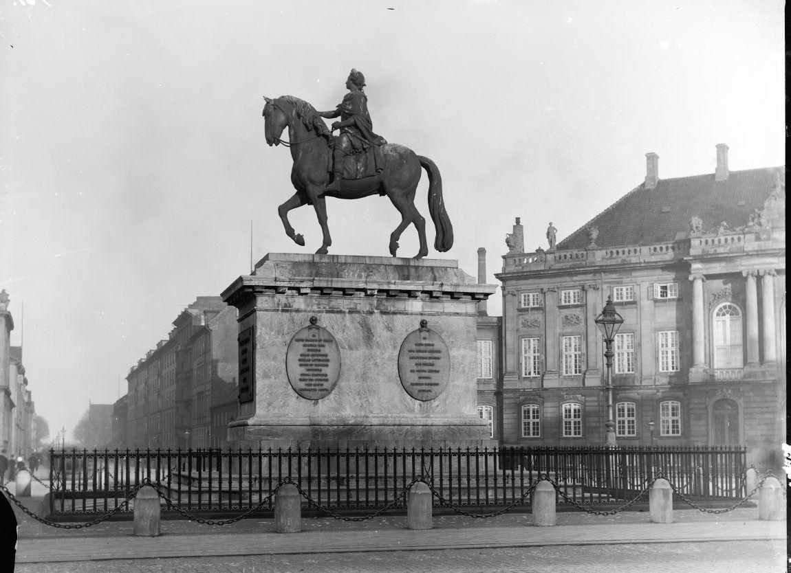 Amalienborg Slotsplads