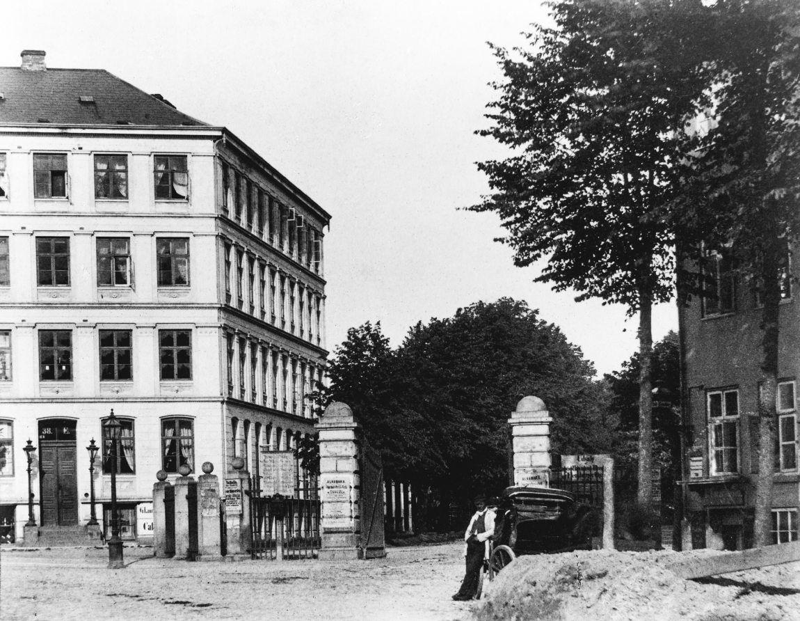 Indgang til Alhambra
