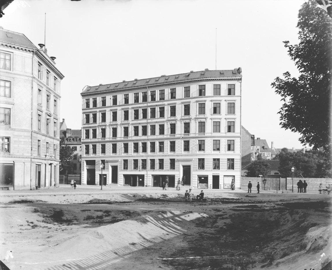 Elmegade 8-10