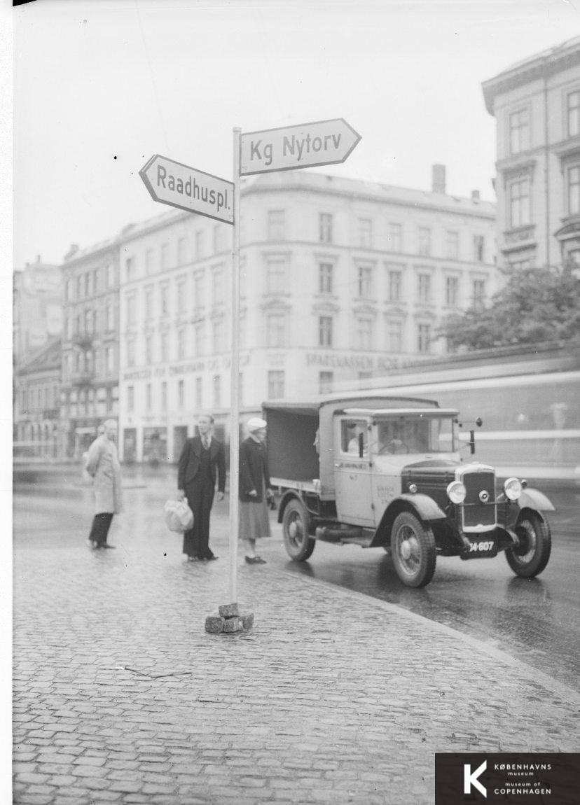 Vejskilt, Kongens Nytorv, Rådhuspladsen