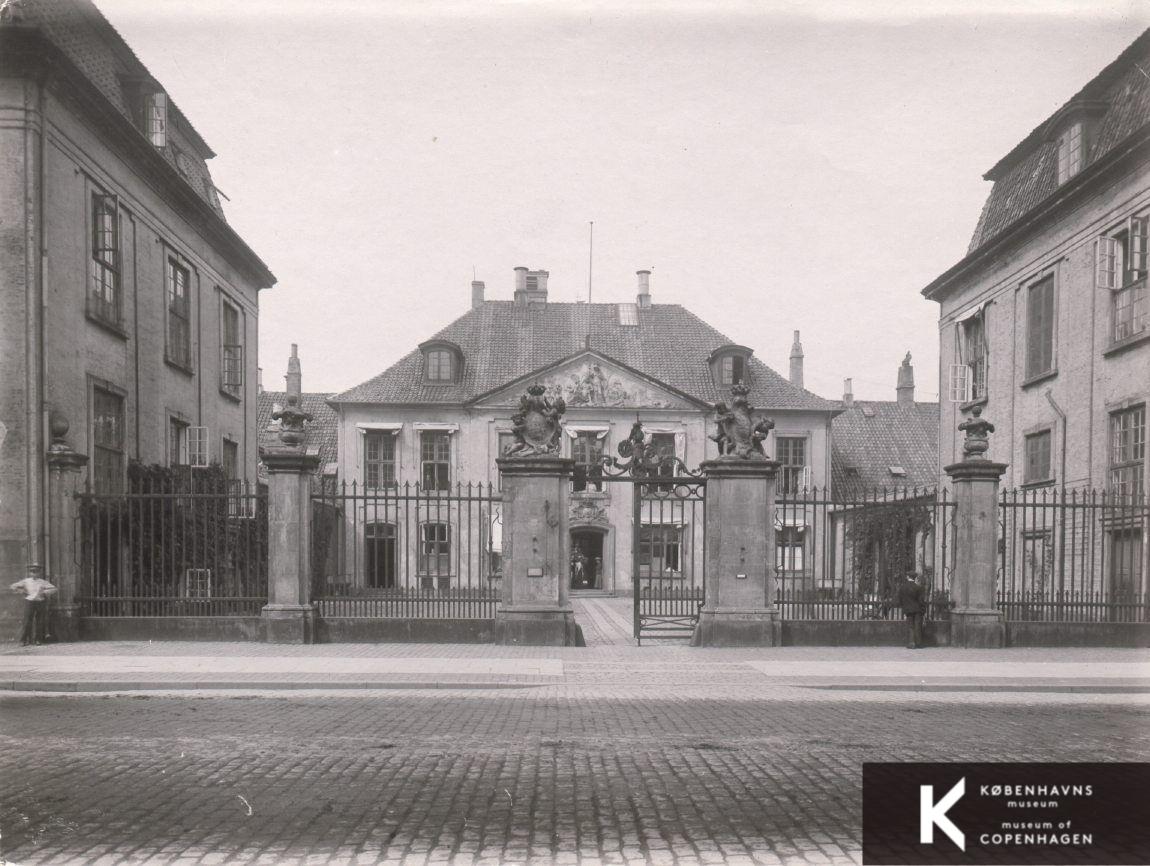 Amaliegade 27, Det Kongelige Frederiks Hospital