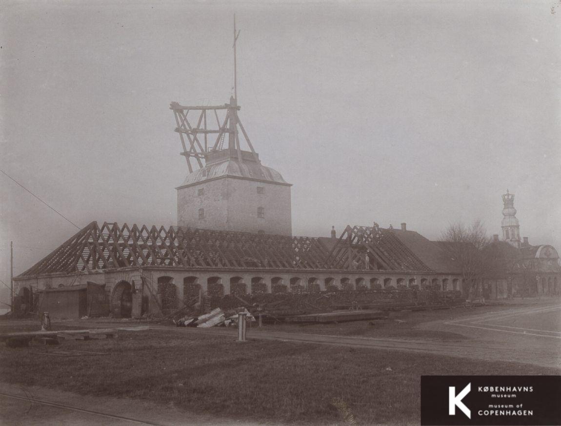 Nyholm, Planbygningen under ombygning