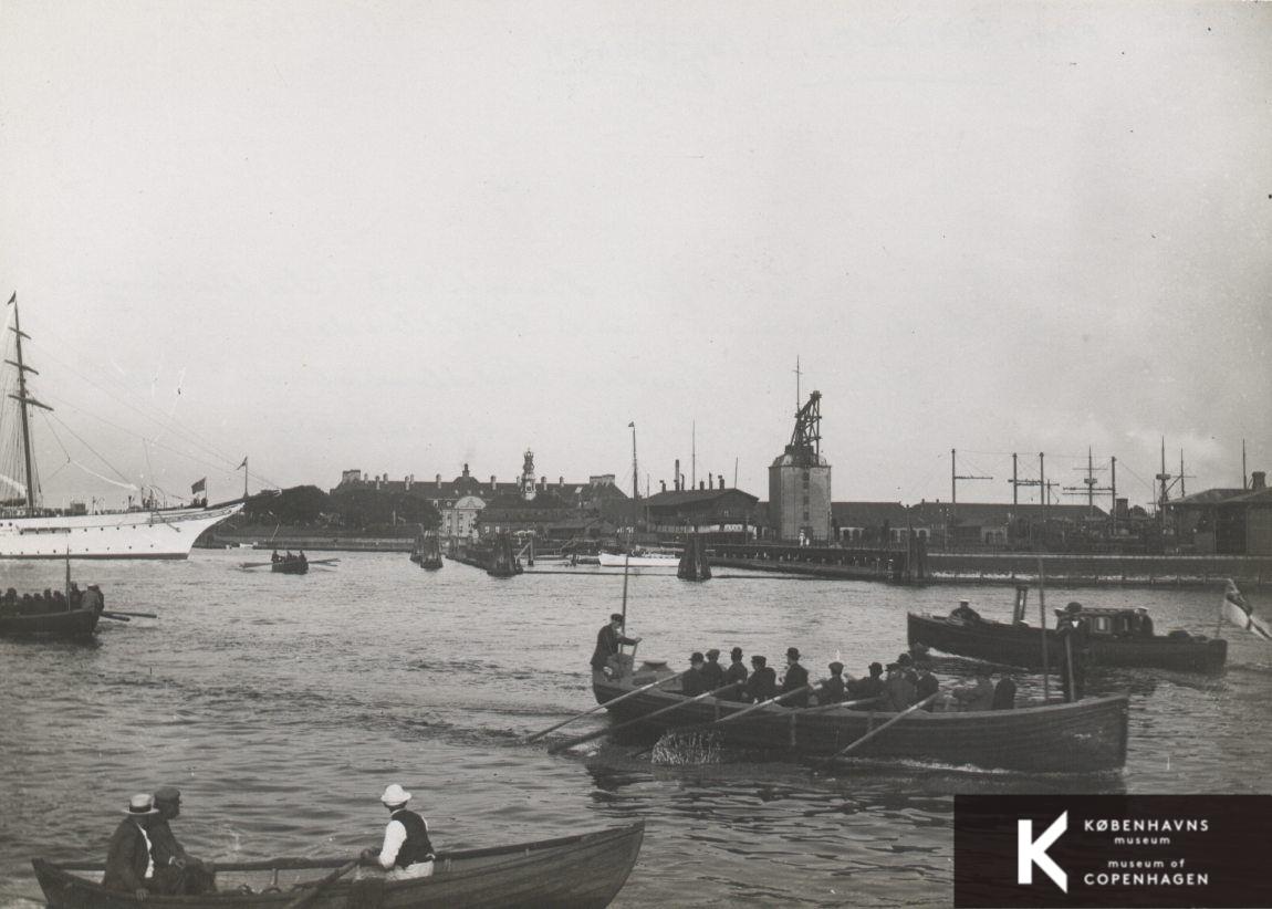 Yderhavnen udenfor Bomløbet