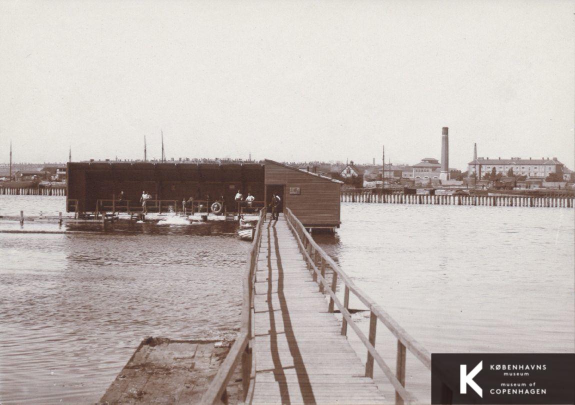 Kalvebod Brygge, badeanstalt