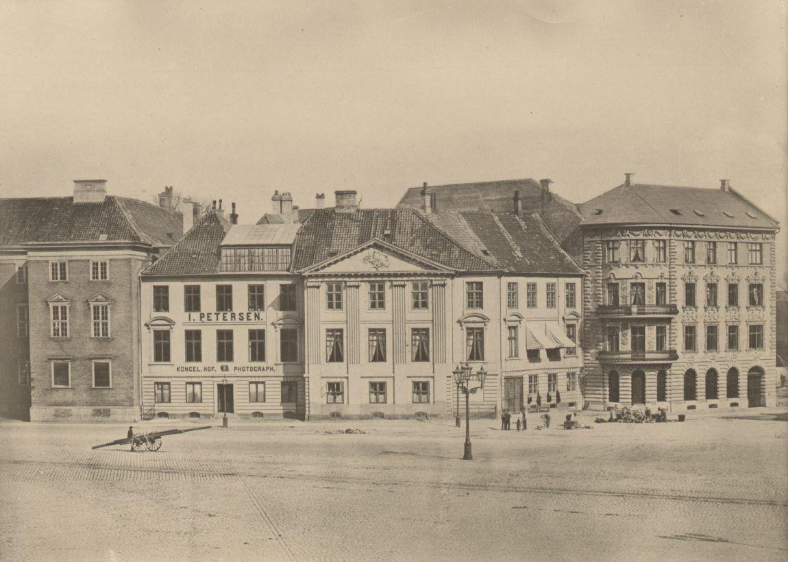 Kongens Nytorv 3-5, Harsdorffs Palæ