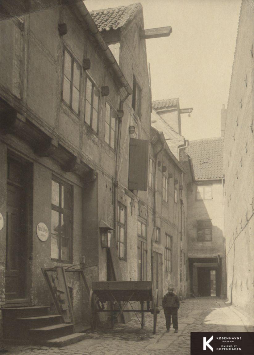 Magstræde 12