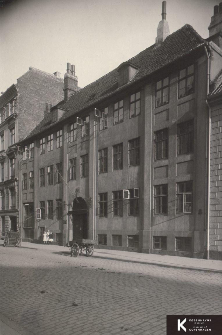 Ny Vestergade 9