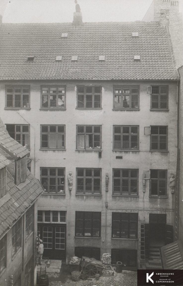 Pilestræde 34