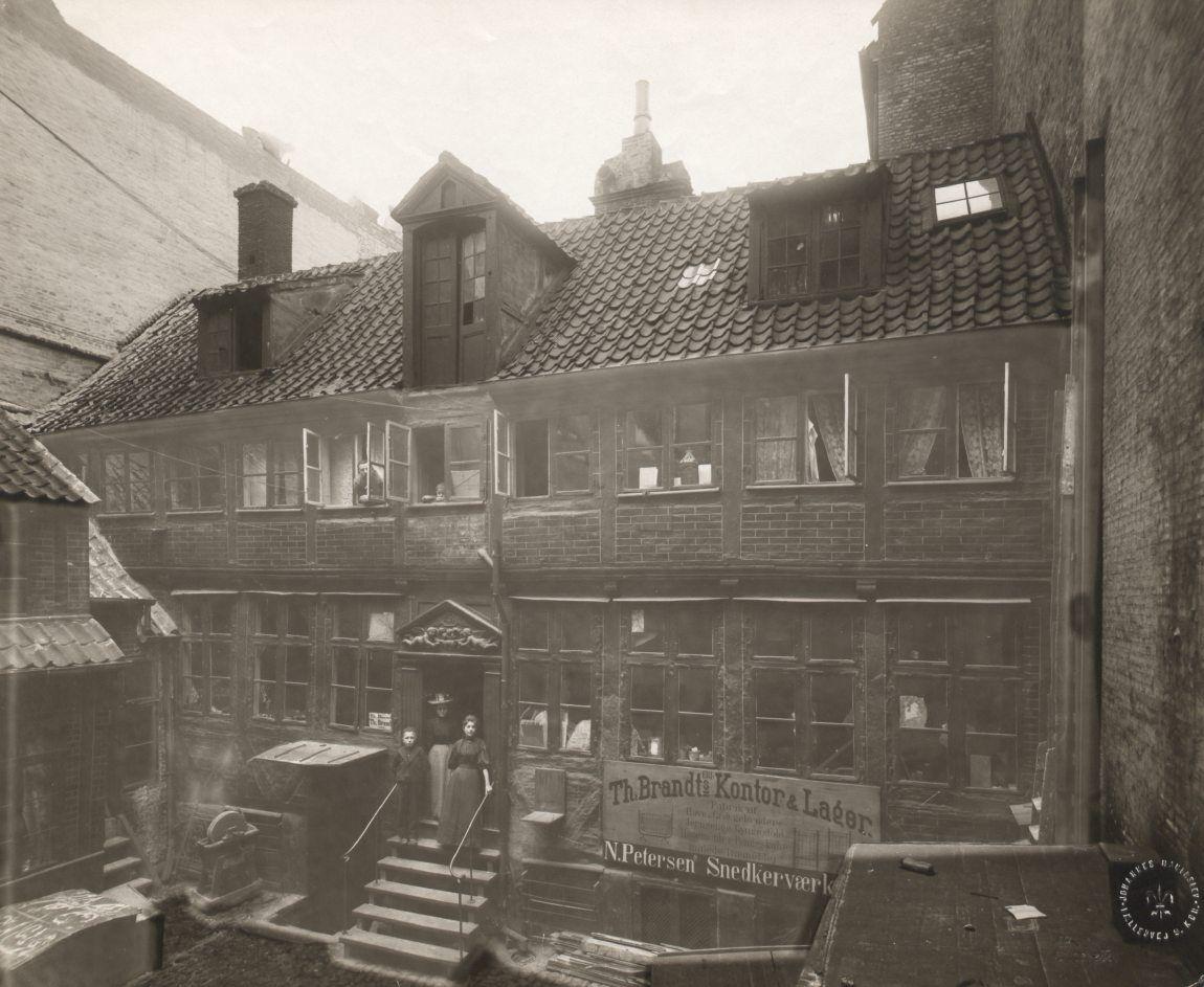 Pilestræde 10