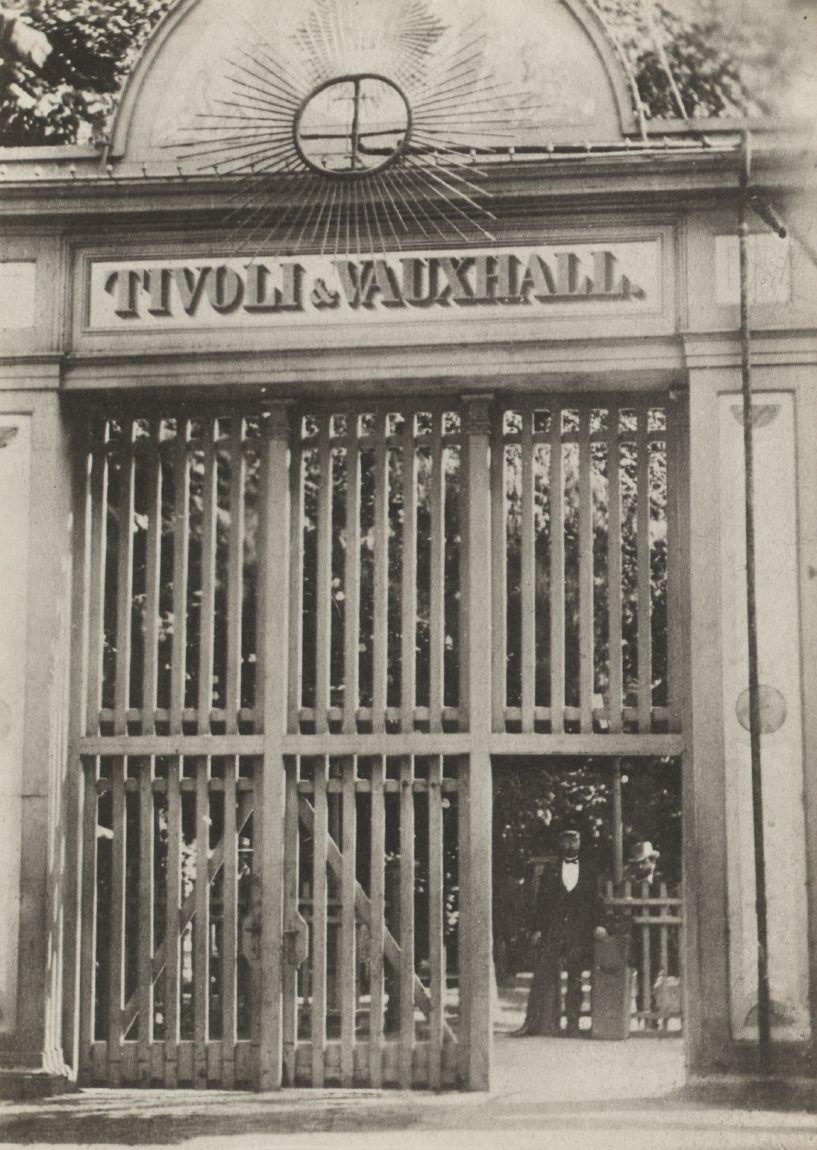 Tivoli, indgang