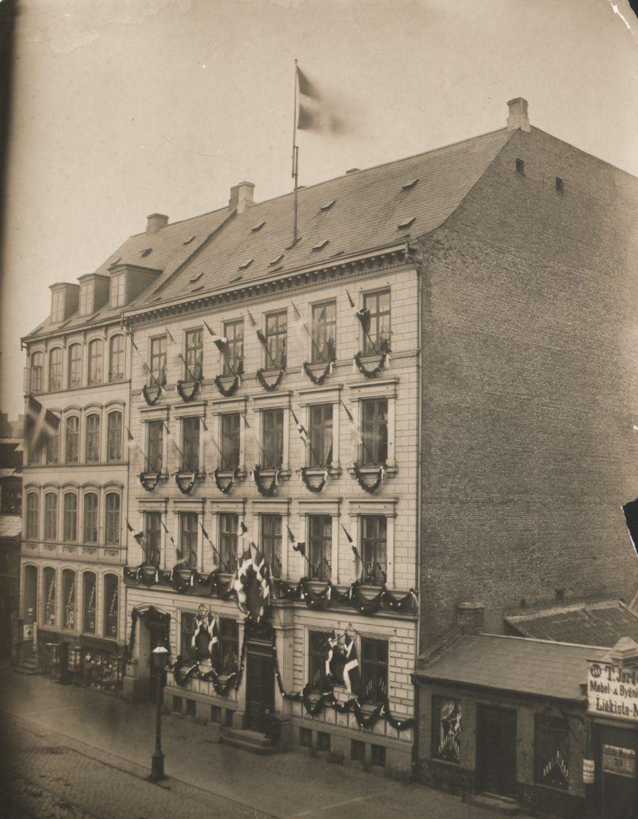 Vesterbrogade 72, Vesterbros Apotek