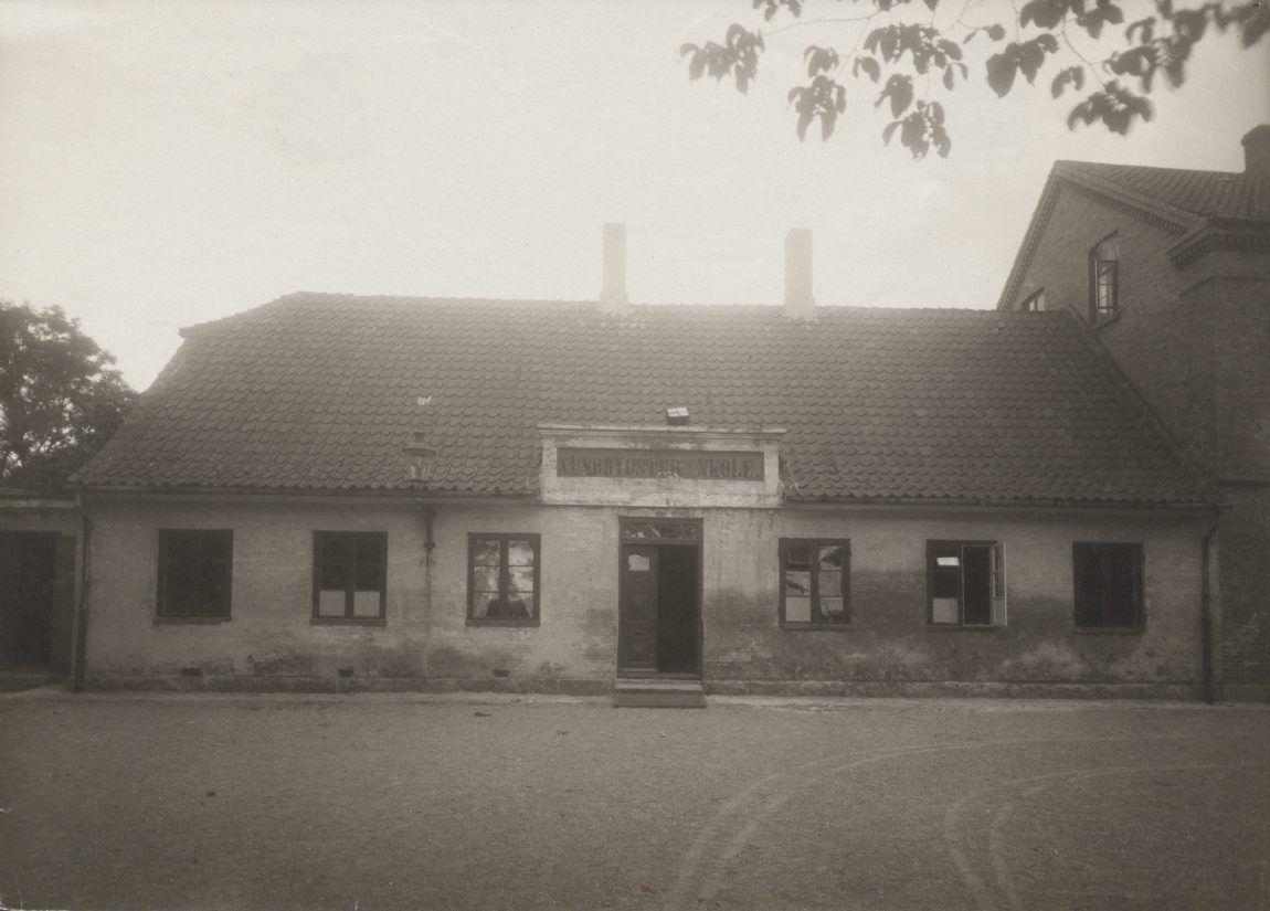 Øresundsvej 33, Sundbyøster Skole