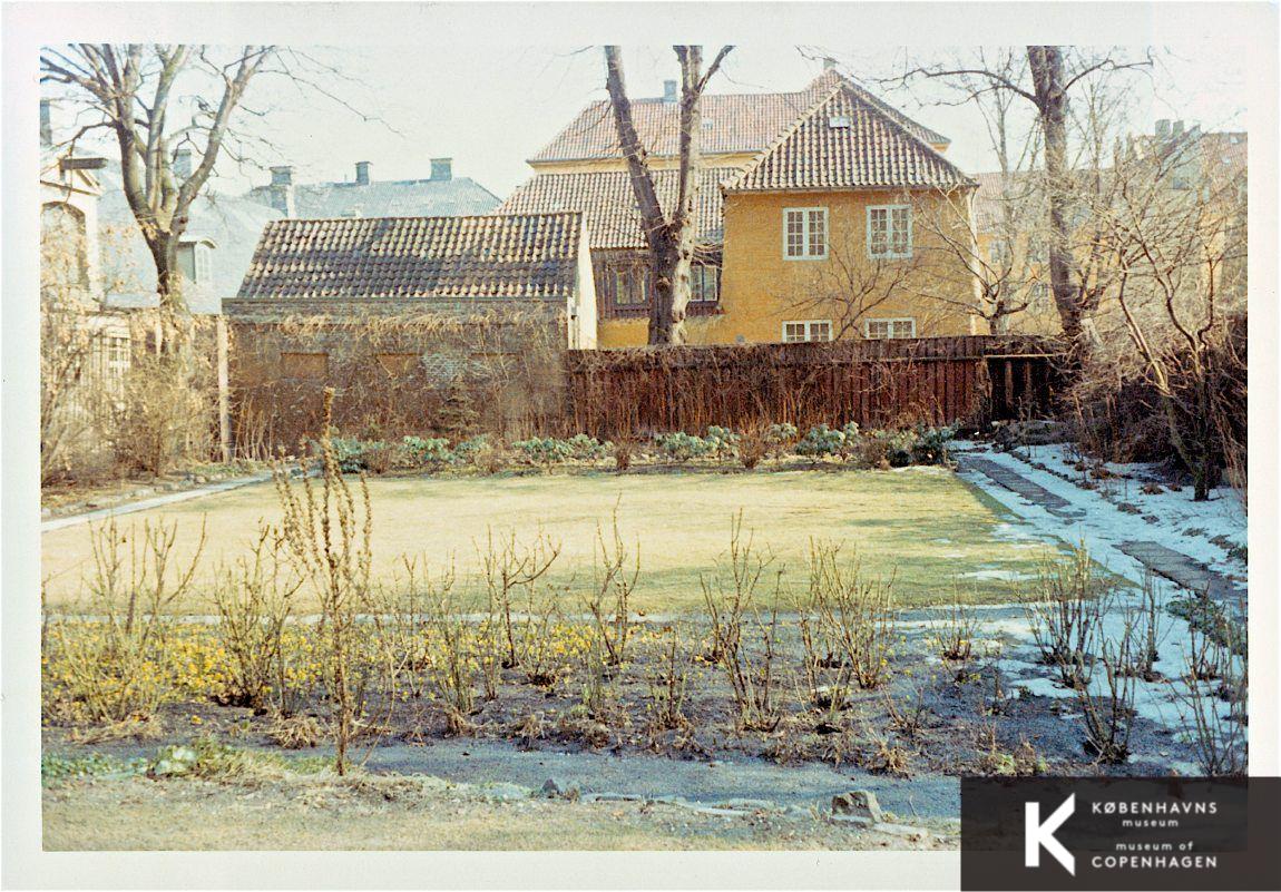 Haven Bag Skt. Ansgar Kirke - Kbhbilleder.dk