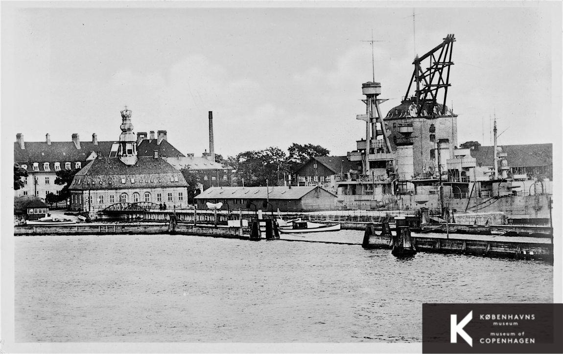 Orlogsværftet, Holmen