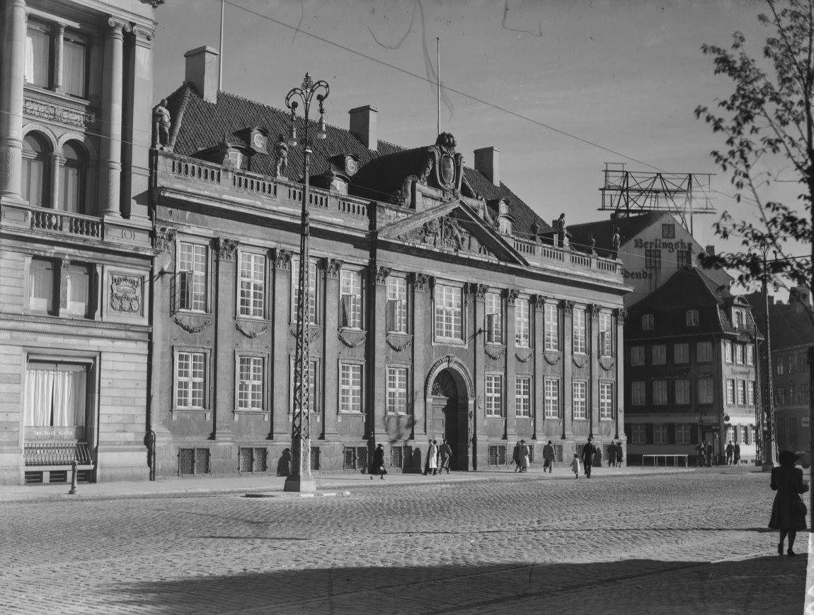 Kongens Nytorv 4